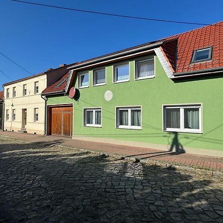 Schoen Moeblierte Wohnung In Genthin/ Ot Tucheim Экстерьер фото