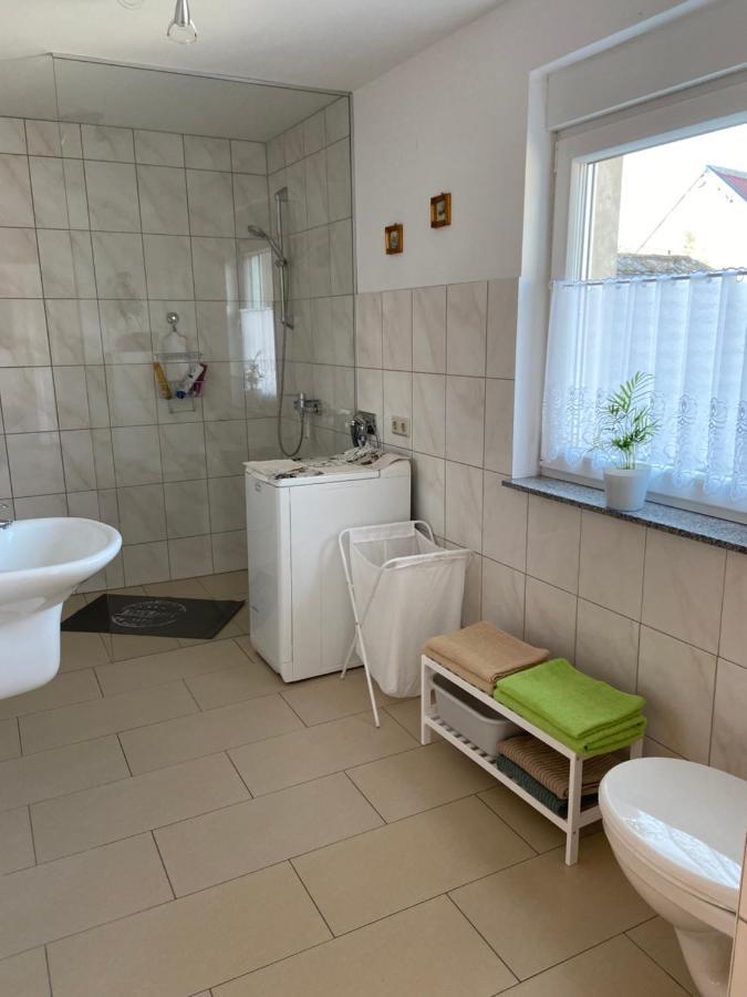 Schoen Moeblierte Wohnung In Genthin/ Ot Tucheim Экстерьер фото