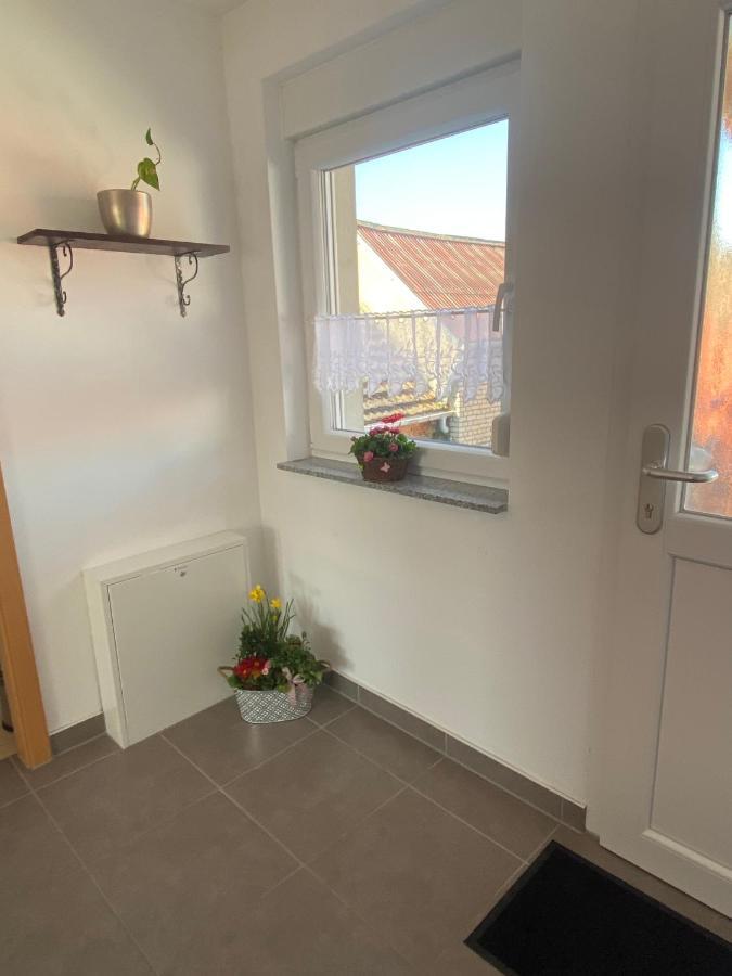 Schoen Moeblierte Wohnung In Genthin/ Ot Tucheim Экстерьер фото